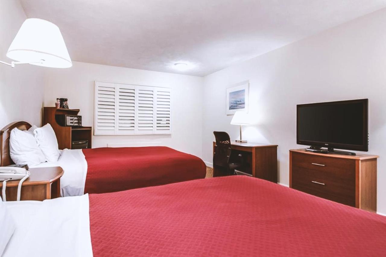 Sky-Palace Inn & Suites מק'קוק מראה חיצוני תמונה